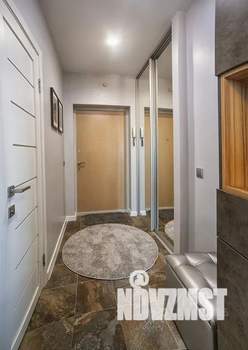 Студия квартира, посуточно, 42м2, 6/15 этаж