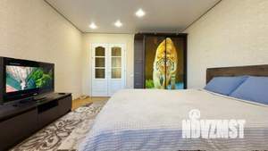 1-к квартира, посуточно, 65м2, 1/1 этаж