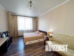 1-к квартира, посуточно, 42м2, 1/1 этаж
