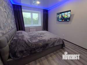 1-к квартира, посуточно, 44м2, 4/10 этаж