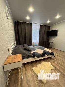 1-к квартира, посуточно, 44м2, 1/1 этаж