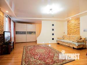 2-к квартира, посуточно, 74м2, 4/10 этаж