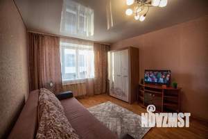 1-к квартира, посуточно, 42м2, 3/10 этаж