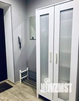 1-к квартира, посуточно, 40м2, 1/10 этаж