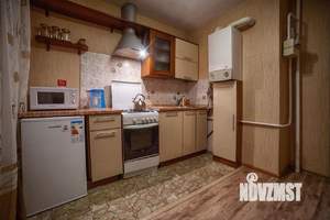 1-к квартира, посуточно, 42м2, 1/1 этаж