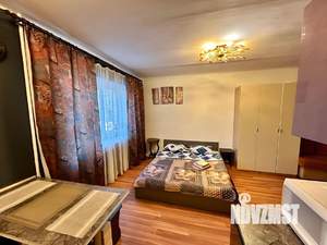 Студия квартира, посуточно, 28м2, 1/3 этаж