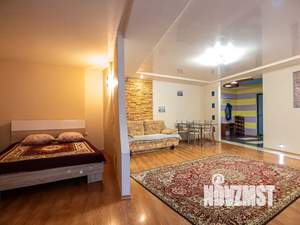 2-к квартира, посуточно, 74м2, 4/10 этаж