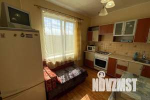 1-к квартира, посуточно, 40м2, 9/9 этаж