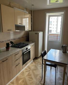 1-к квартира, на длительный срок, 40м2, 4/10 этаж