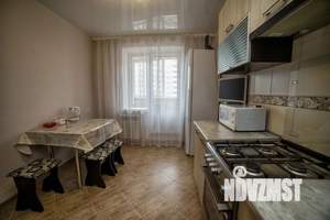 1-к квартира, посуточно, 48м2, 6/10 этаж