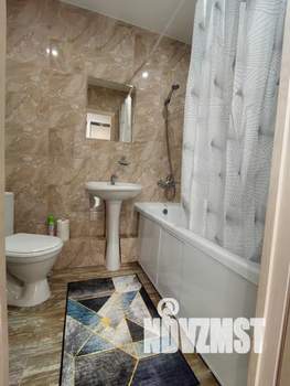 1-к квартира, посуточно, 42м2, 3/10 этаж