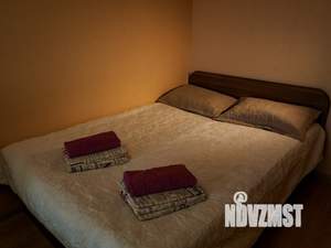 1-к квартира, посуточно, 42м2, 1/1 этаж