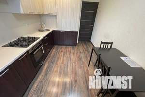 1-к квартира, посуточно, 50м2, 2/16 этаж