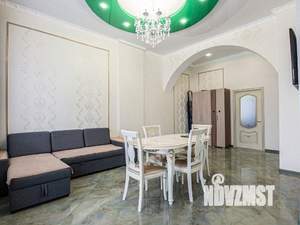 4-к квартира, посуточно, 77м2, 1/1 этаж