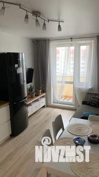 1-к квартира, посуточно, 40м2, 9/10 этаж