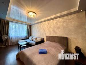 1-к квартира, посуточно, 32м2, 1/4 этаж