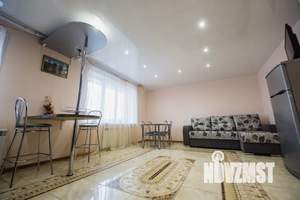 3-к квартира, посуточно, 99м2, 1/10 этаж
