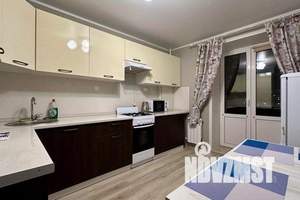 1-к квартира, посуточно, 42м2, 4/10 этаж