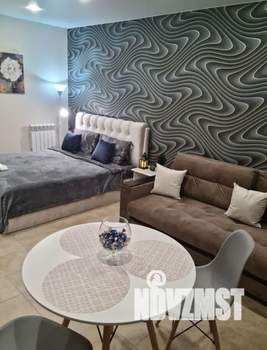 Студия квартира, посуточно, 35м2, 1/2 этаж