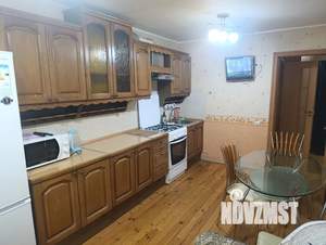 1-к квартира, посуточно, 42м2, 7/10 этаж