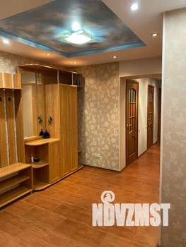 3-к квартира, посуточно, 94м2, 1/9 этаж