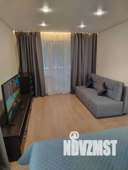 1-к квартира, посуточно, 30м2, 2/5 этаж