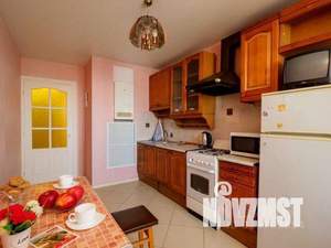 1-к квартира, посуточно, 42м2, 1/1 этаж