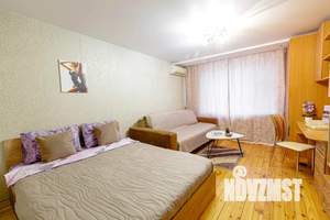 1-к квартира, посуточно, 42м2, 7/10 этаж