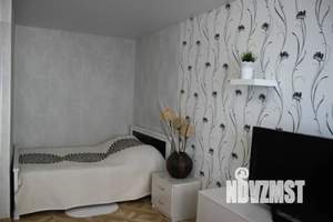 1-к квартира, посуточно, 43м2, 4/10 этаж