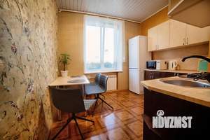 3-к квартира, посуточно, 72м2, 4/4 этаж