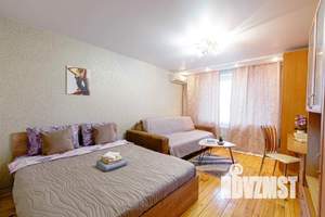 1-к квартира, посуточно, 42м2, 7/10 этаж