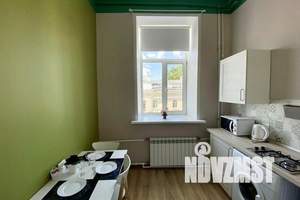 1-к квартира, посуточно, 45м2, 3/3 этаж