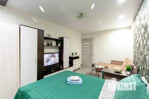 1-к квартира, посуточно, 42м2, 1/10 этаж