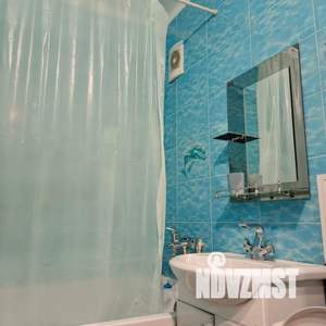 Студия квартира, посуточно, 30м2, 1/4 этаж