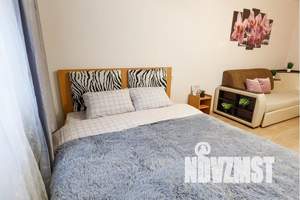 1-к квартира, посуточно, 42м2, 8/10 этаж