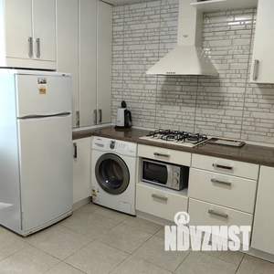 1-к квартира, посуточно, 47м2, 6/10 этаж