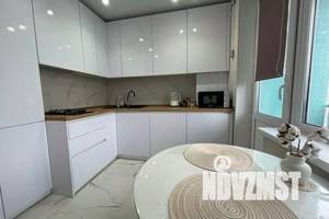 1-к квартира, посуточно, 48м2, 9/10 этаж