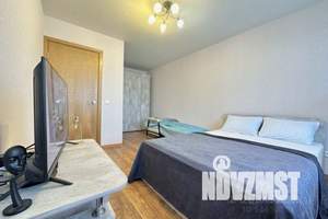 1-к квартира, посуточно, 39м2, 3/10 этаж