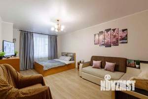 1-к квартира, посуточно, 42м2, 1/1 этаж