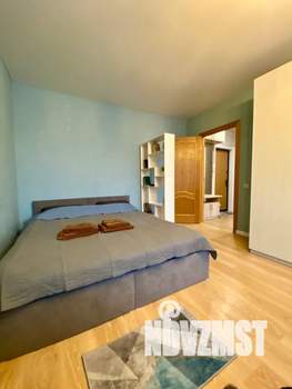 1-к квартира, посуточно, 40м2, 1/9 этаж