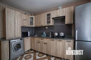 1-к квартира, посуточно, 42м2, 3/10 этаж