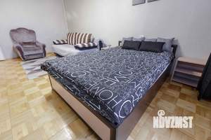 2-к квартира, посуточно, 65м2, 1/1 этаж