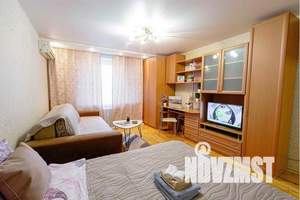 1-к квартира, посуточно, 42м2, 7/10 этаж