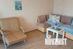 1-к квартира, посуточно, 44м2, 6/9 этаж