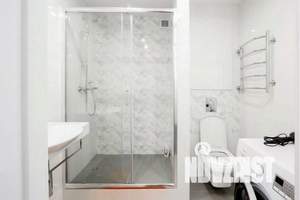 1-к квартира, посуточно, 40м2, 5/9 этаж