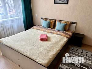 1-к квартира, посуточно, 30м2, 1/5 этаж