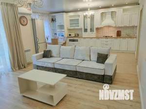 3-к квартира, посуточно, 104м2, 2/3 этаж