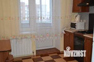 1-к квартира, посуточно, 46м2, 8/10 этаж