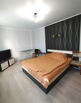 2-к квартира, на длительный срок, 75м2, 3/10 этаж