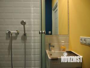 1-к квартира, посуточно, 12м2, 1/1 этаж